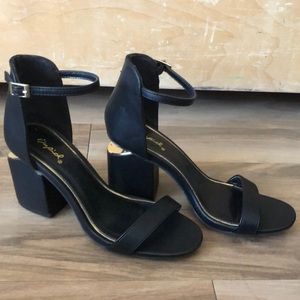 Brand new black heels